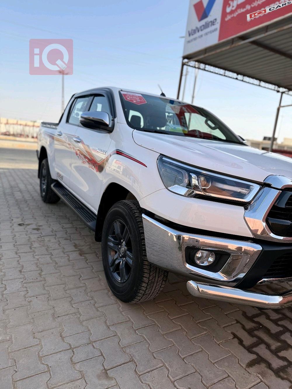 تويوتا هايلوكس